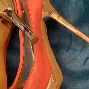 Petsy salmon color heels.